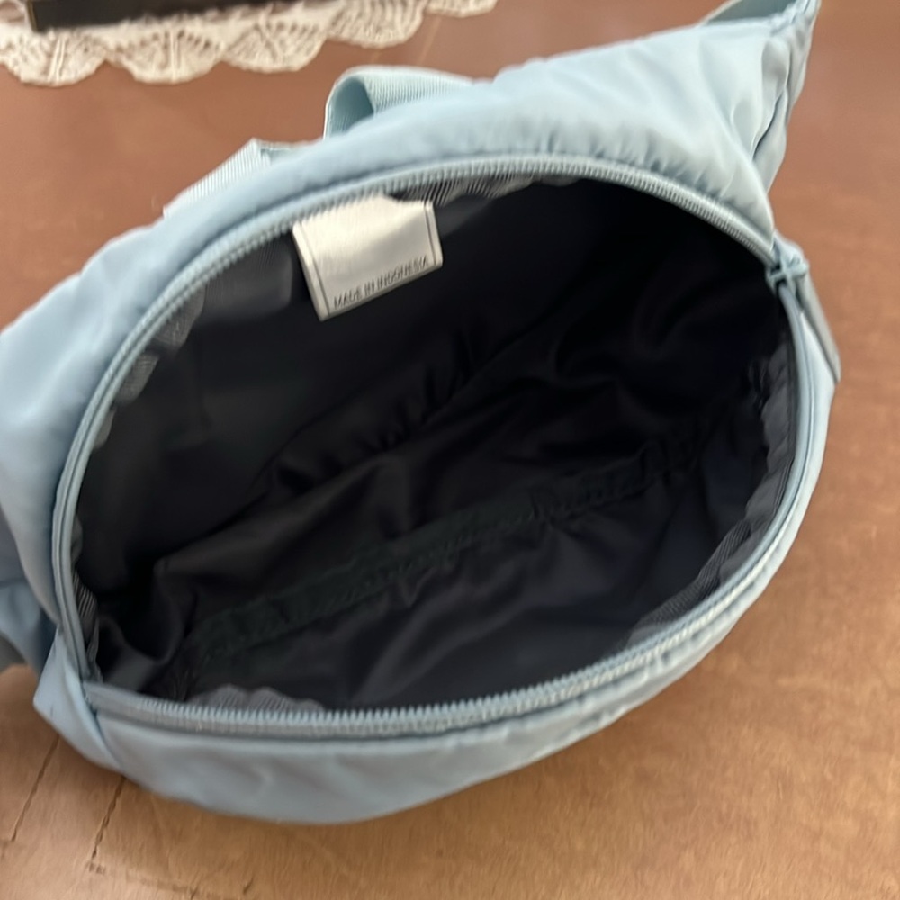 Adidas powder blue Fanny pack or sling GUC - Picture 4 of 5